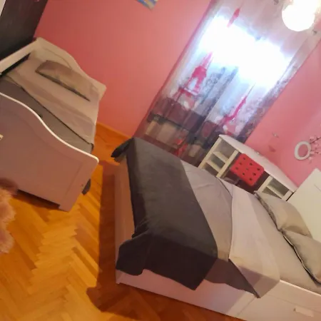 Luna Apartment *
